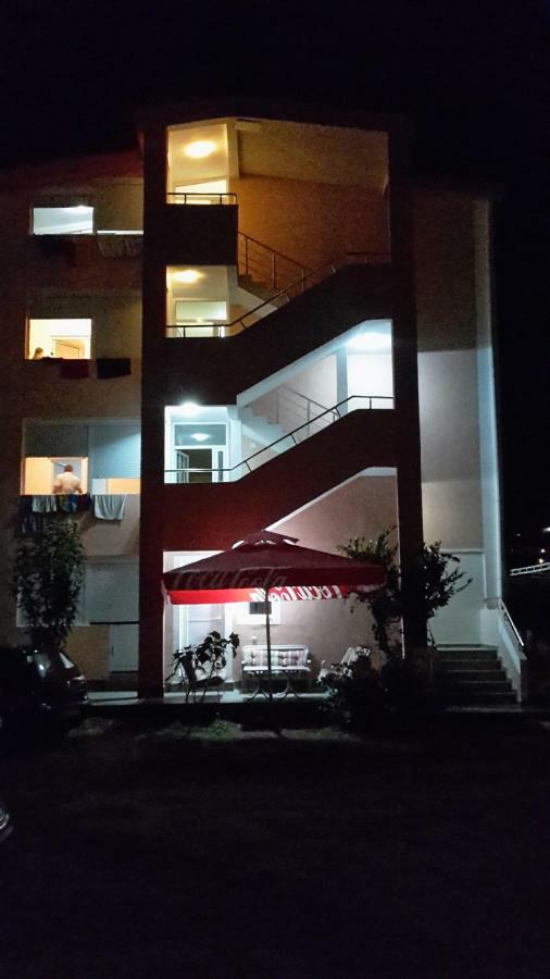 Apartments Music Sutomore Zewnętrze zdjęcie